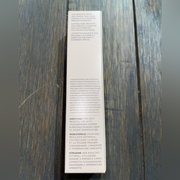 Bite Beauty Changemaker supercharged micellar foundation. M60 - Picture 2 of 5